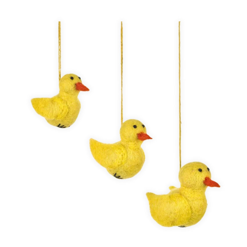 The Cluck Family Felt Bauble
