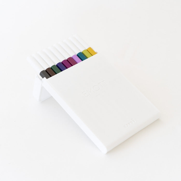 Uni-EMOTT-Fineliner-10-Marker-Set-#-2-Angled